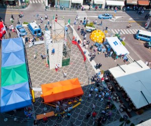 Arrampicata in Piazza a Treviso